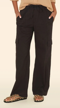 Load image into Gallery viewer, Xirena - Cargo Pant Black

