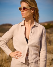 Load image into Gallery viewer, Alex Crane June Button Up - Bone
