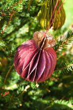 Load image into Gallery viewer, East End Press - POMEGRANATE HONEYCOMB
