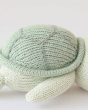 Load image into Gallery viewer, cuddle+kind - Baby sea turtle

