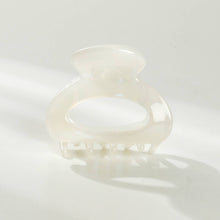 Load image into Gallery viewer, Adorro - Lucie | Bubble Eco-Friendly Claw Clip
