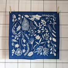 Load image into Gallery viewer, I Like Sara Bandana
