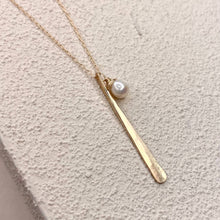 Load image into Gallery viewer, Elysium Jewelry - Hammered Stick and Stone Necklace: 14k Gold Fill / Pearl
