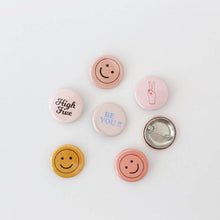 Load image into Gallery viewer, Handpicked Goods - Button Smiley pack
