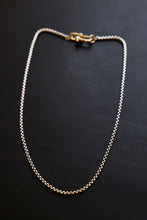 Load image into Gallery viewer, Katie Waltman Jewelry - SILVER NOVA ROUND BOX CHAIN NECKLACE
