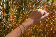 Load image into Gallery viewer, May Martin - Large Figaro Bracelet
