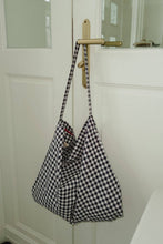 Load image into Gallery viewer, Le Bon Shoppe - Happy Carry Bag
