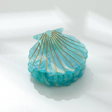 Load image into Gallery viewer, Adorro - Seashell Claw Clip
