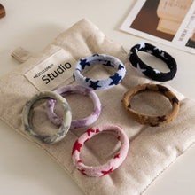 Load image into Gallery viewer, Adorro - Star Seamless Hair Ties
