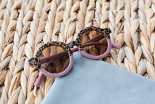 Load image into Gallery viewer, Babeehive Goods - Retro Sunglasses - Pink Cheetah
