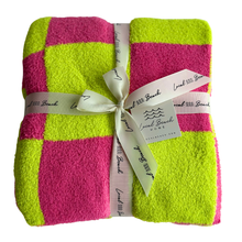 Load image into Gallery viewer, Local Beach - Checker Luxe Home Blanket
