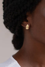 Load image into Gallery viewer, YEWŌ Collective - Pamoza Earrings
