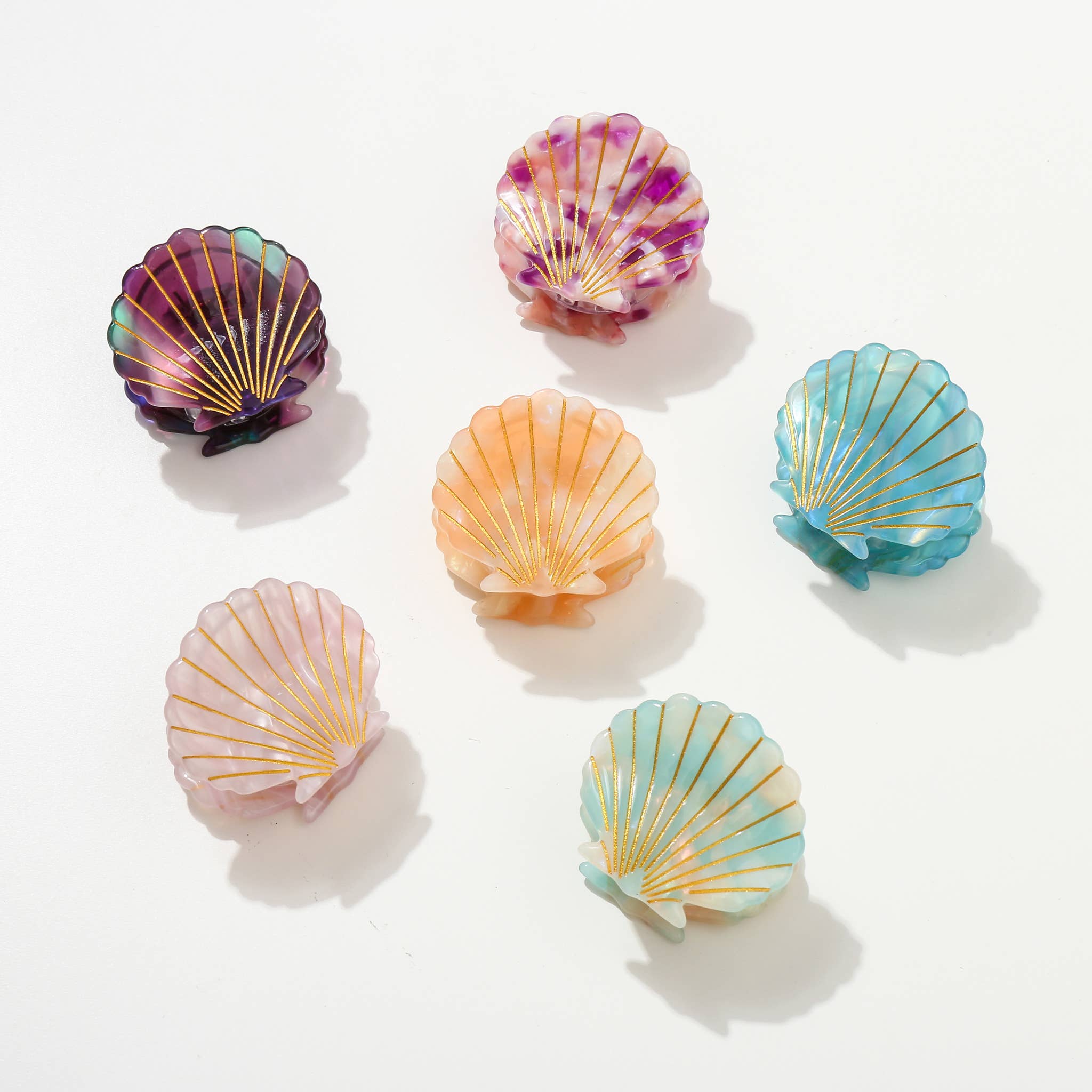 Adorro Seashell Claw Clip