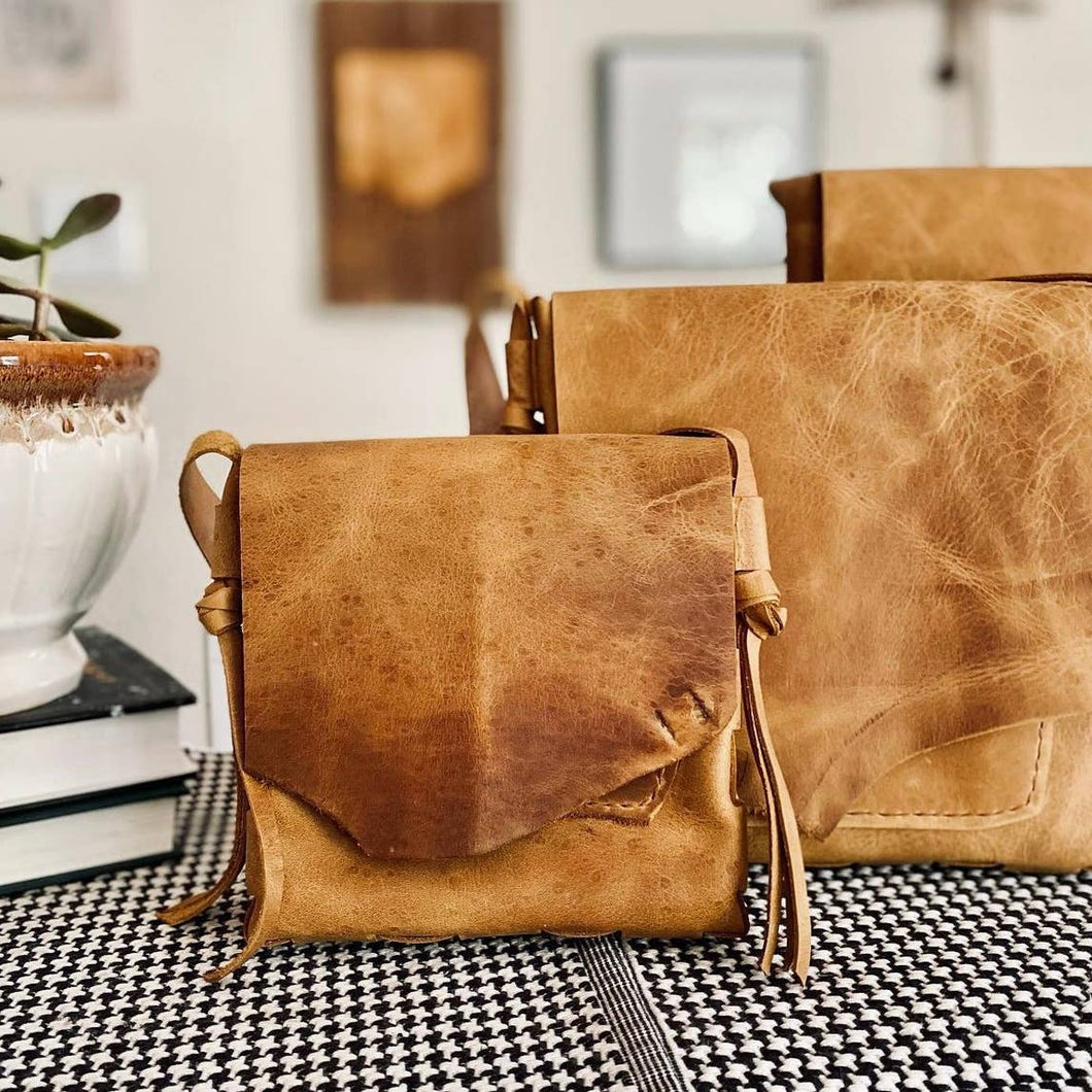 Ginkgo Leather - Leather Shoulder Bag, The Quinn