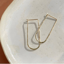 Load image into Gallery viewer, Token Jewelry - Highball Hoops: Sterling Silver
