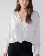 Load image into Gallery viewer, Sanctuary Twist Detail Blouse
