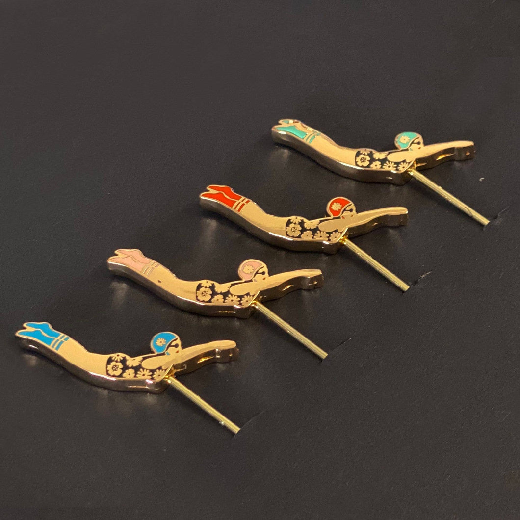 Love & Victory - Multicolor Diver Cocktail Picks